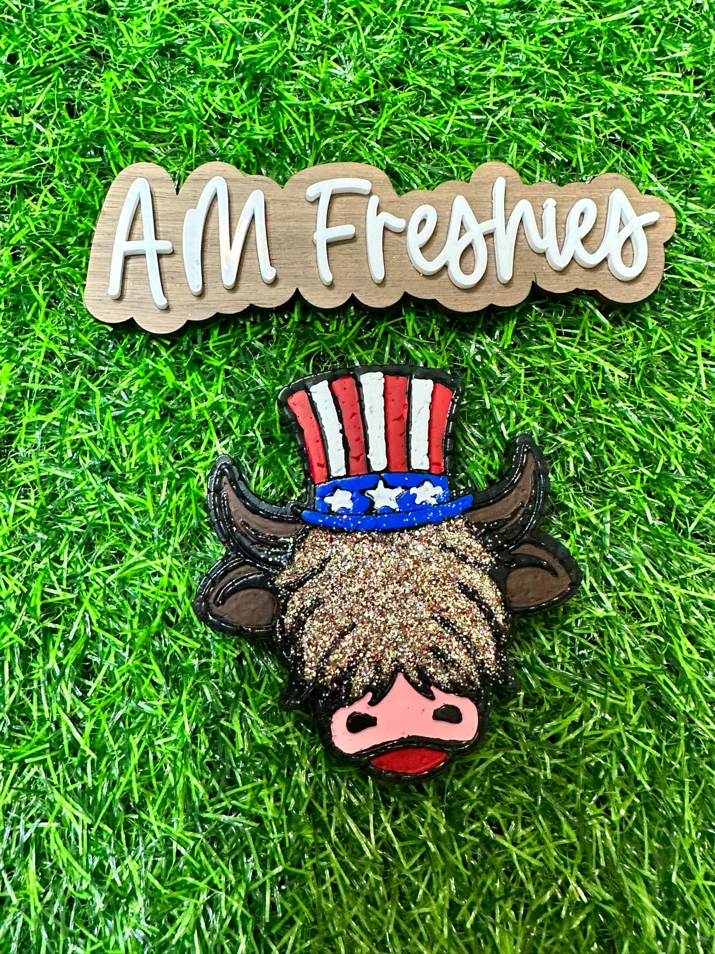 Patriotic Highland Cow Freshie